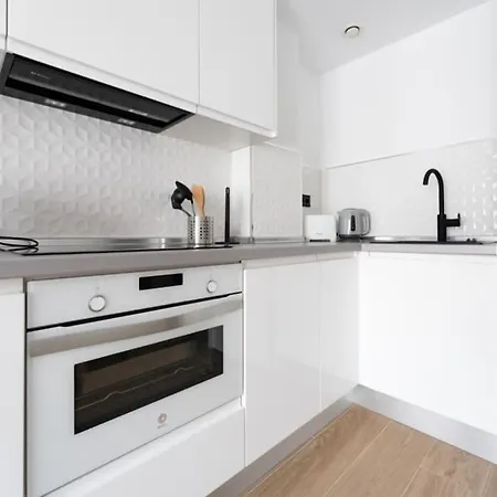 Ct 326 - Faro's Center - Close To & Amenities Fuengirola