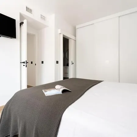 Ct 326 - Faro's Center - Close To & Amenities Daire Fuengirola