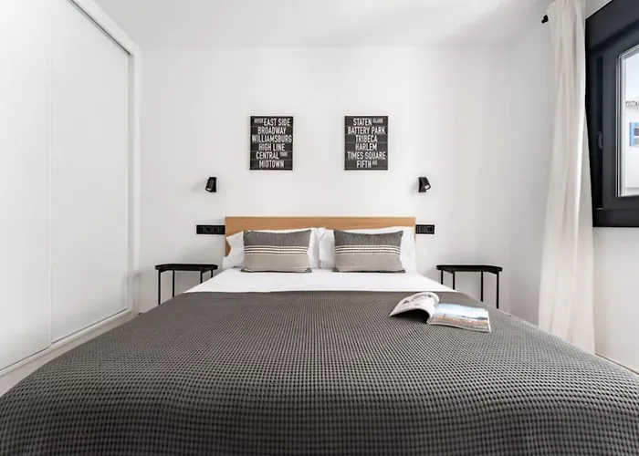 Ct 326 - Faro's Center - Close To & Amenities Фуенхірола