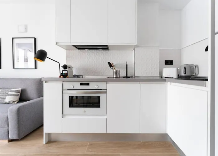 Apartman Ct 326 - Faro's Center - Close To & Amenities